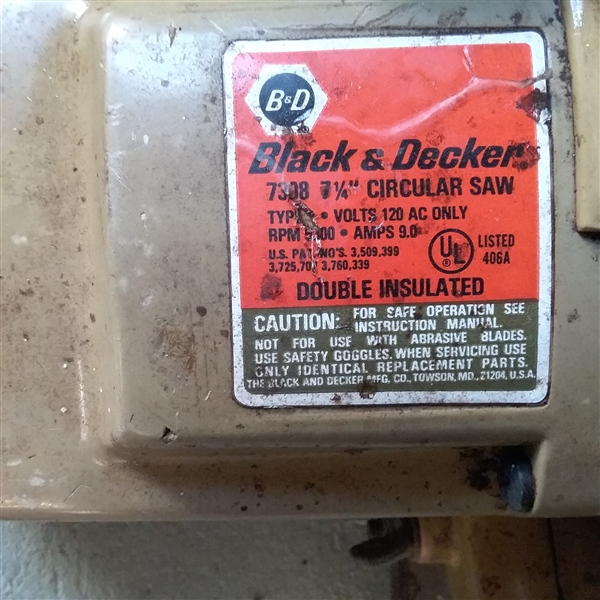 BLACK AND DECKER CIRCULAR SAW