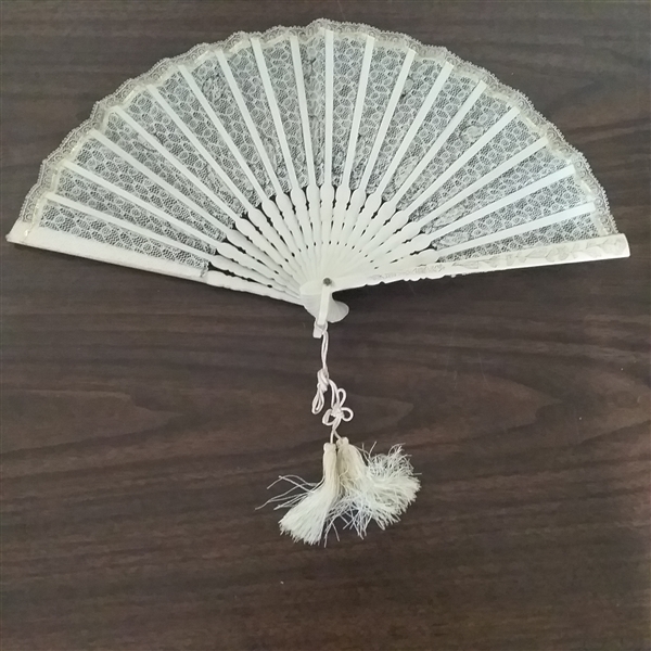COLLECTION OF HAND FANS
