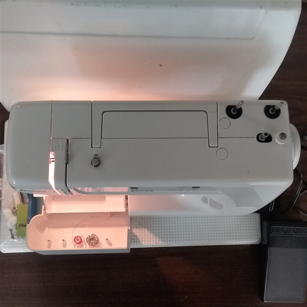 KENMORE SEWING MACHINE