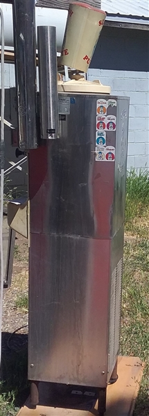 SLUSH PUPPIE MACHINE