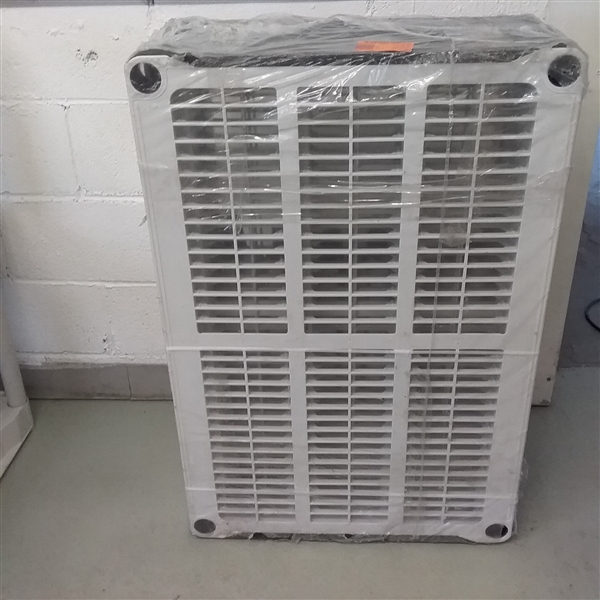 HDX HEAVY DUTY STORAGE UNIT WITH 5 SHELVES
