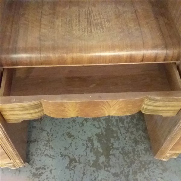 VINTAGE WATERFALL VANITY WITH MIRROR