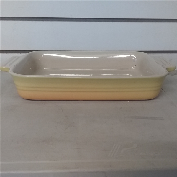 3 PYREX BOWLS AND BAKING PAN