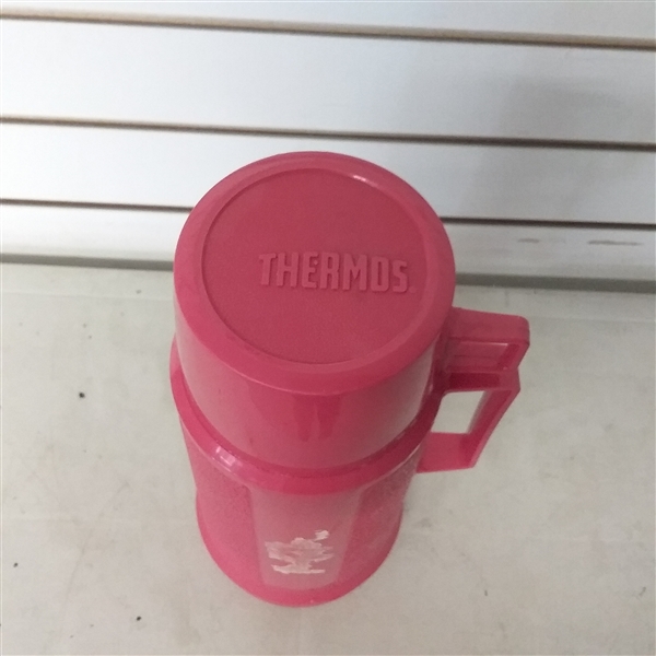 PERSONAL IGLOO COOLER AND 3 THERMOSES 
