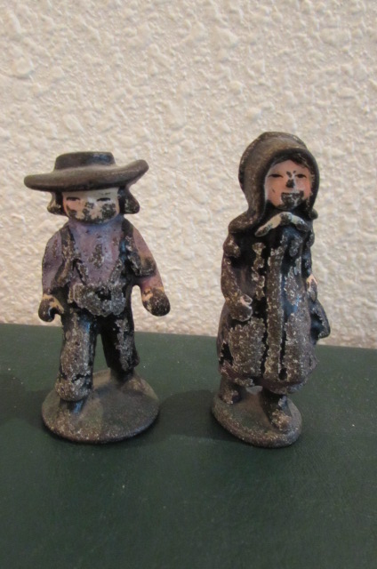 miniature cast iron figurines