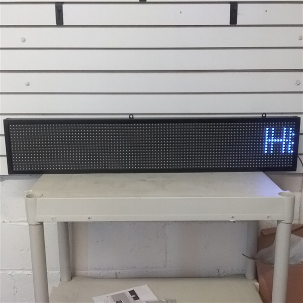 8  x 40 LED DISPLAY SIGN