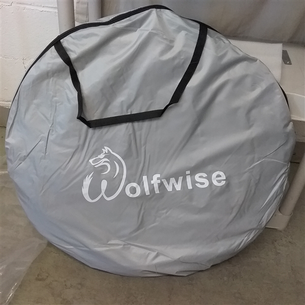 POP-UP BEACH TENT