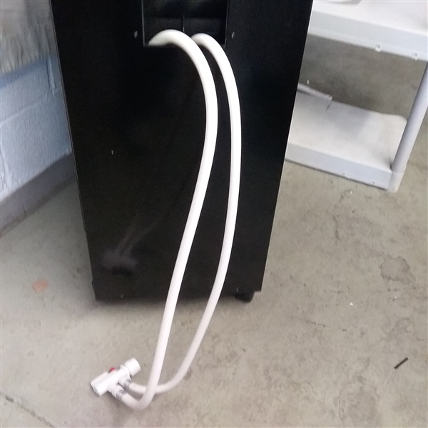 SPT STAINLESS STEEL 18 PORTABLE DISHWASHER