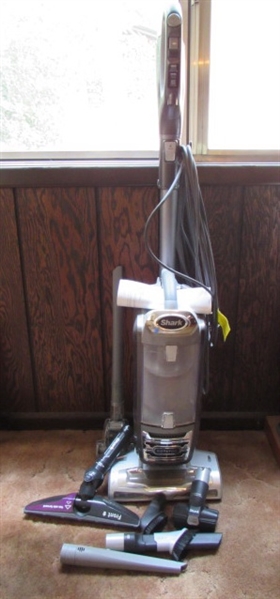 SHARK ROTATOR VACUUM