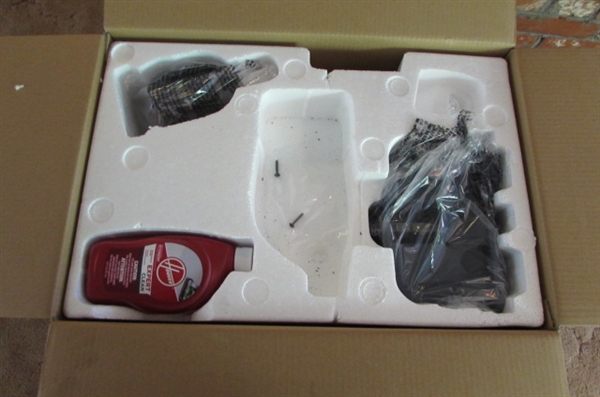 HOOVER CARPET BASICS SHAMPOOER - NEW IN BOX