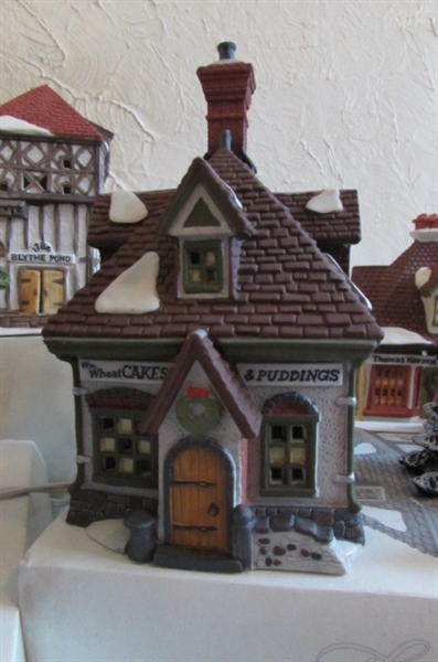 HERITAGE VILLAGE HOLIDAY HOUSES AND FIGURINES