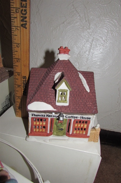 HERITAGE VILLAGE HOLIDAY HOUSES AND FIGURINES