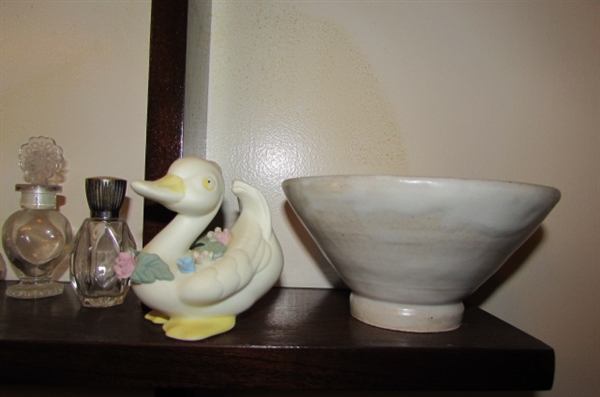 SOLID WOOD DISPLAY SHELF & DECOR