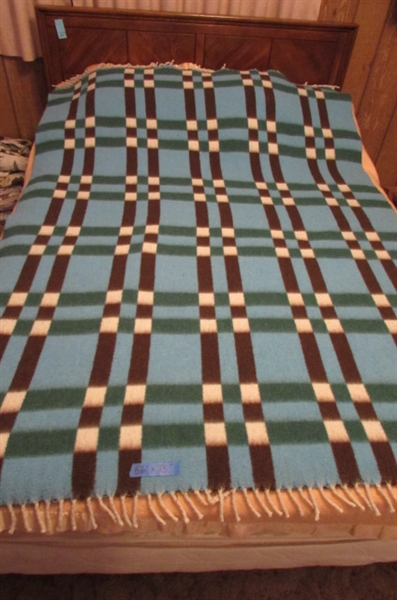 PENDLETON LAP BLANKET & UNMARKED THROW