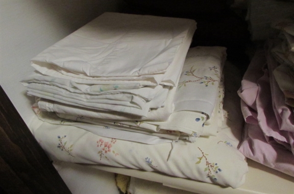 CONTENTS OF LINEN CLOSET - SHEETS AND BLANKETS