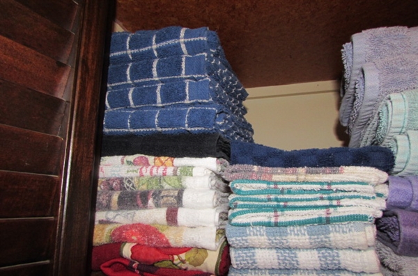 BATH & KITCHEN TOWELS