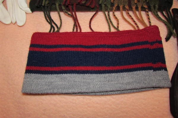ASSORTED LADIES HATS, GLOVES & SCARF