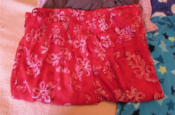 LADIES LOUNGEWEAR