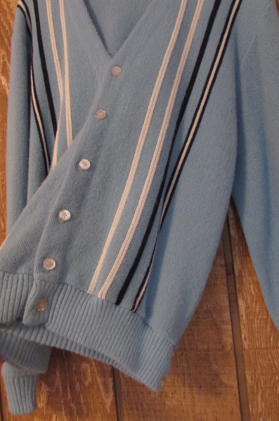 VINTAGE LADIES CARDIGAN