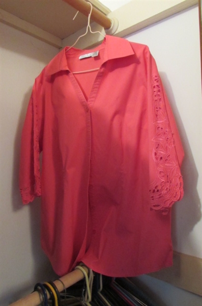 LARGE ASSORTMENT OF NICE LADIES BLOUSES AND SHIRTS