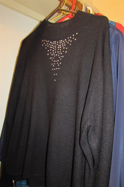 LARGE ASSORTMENT OF NICE LADIES BLOUSES AND SHIRTS