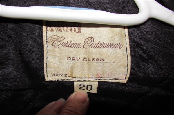 VINTAGE LADIES WOOL JACKET