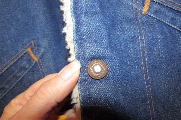 VINTAGE WRANGLER DENIM JACKET