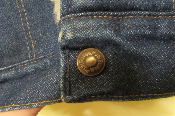 VINTAGE WRANGLER DENIM JACKET