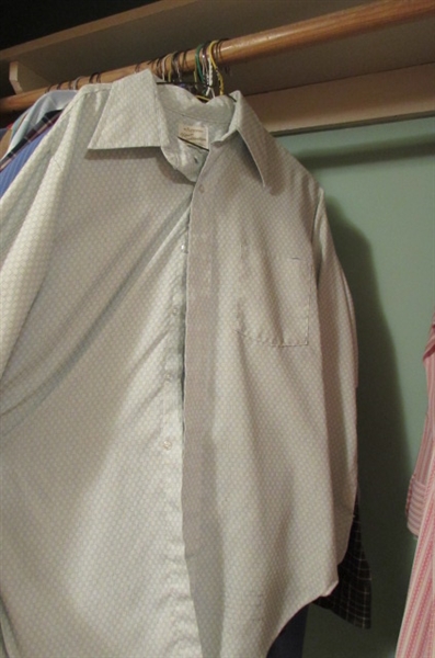 LARGE ASSORTMENT OF MENS SHIRTS