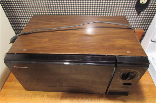 SMALL PANASONIC MICROWAVE & 4 CUP COFFEE MAKER