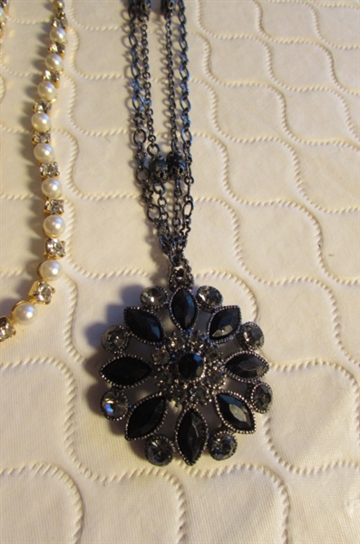 PRETTY VICTORIAN/GOTHIC COSTUME JEWELRY