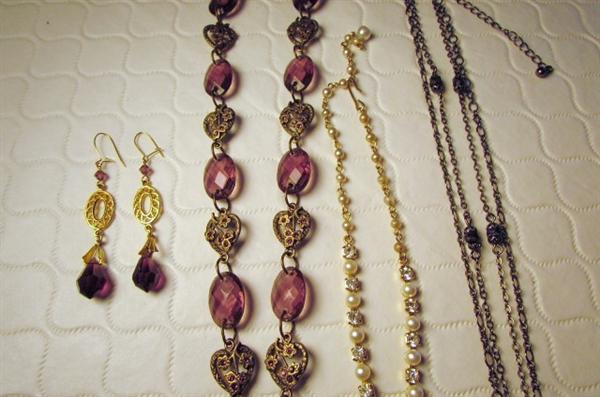 PRETTY VICTORIAN/GOTHIC COSTUME JEWELRY