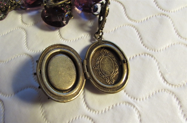 PRETTY VICTORIAN/GOTHIC COSTUME JEWELRY