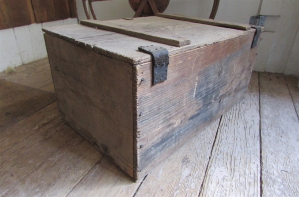 VINTAGE WOODEN BOX & METAL HOSE REEL