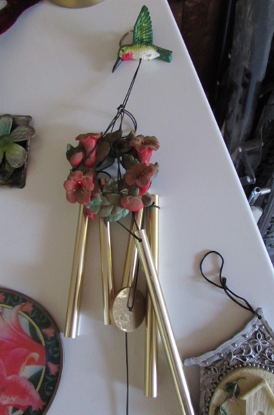 HUMMINGBIRD WINDCHIMES, BELL AND MORE