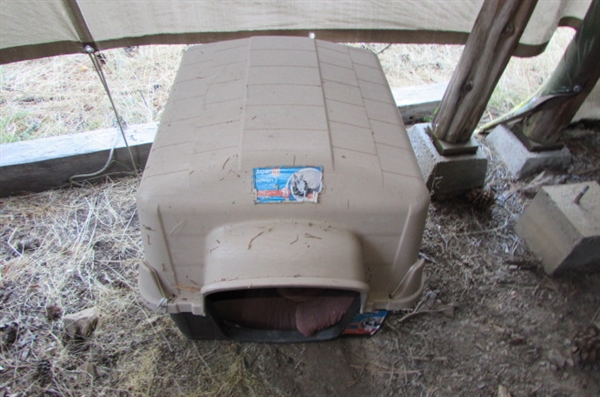 ASPEN PET DOG HOUSE