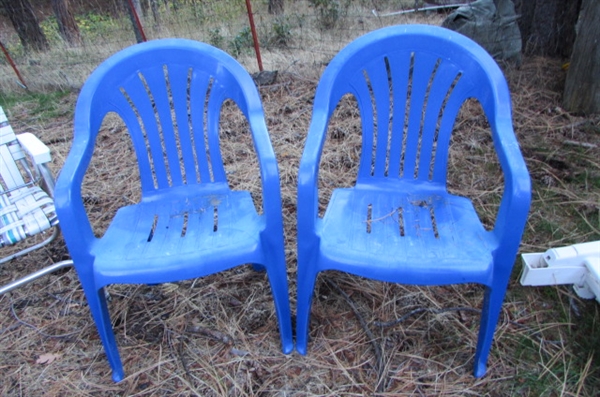 PATIO TABLE & ASSORTED CHAIRS