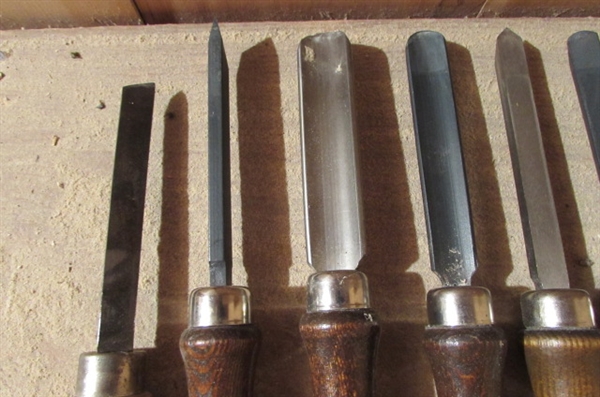CRAFTSMAN WOOD TURNING TOOLS