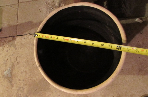 #6 VINTAGE STONEWARE CROCK