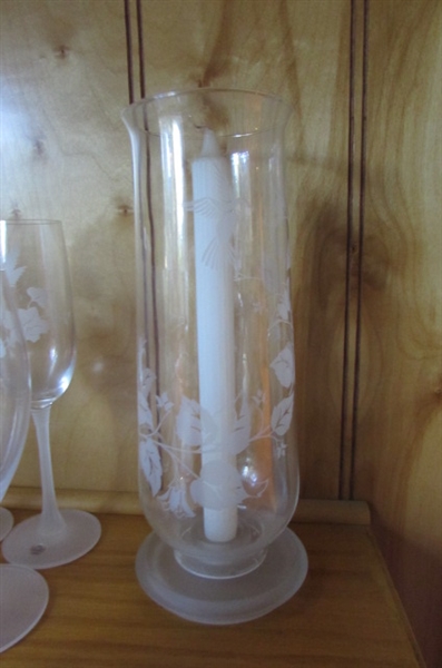 BEAUTIFUL ETCHED HUMMINGBIRD THEMED CRYSTAL