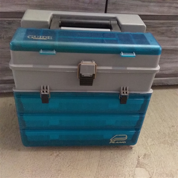 PLANO  FISHING TACKLE BOX