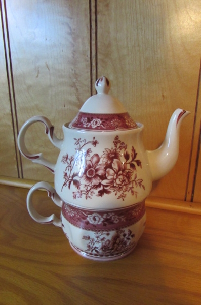 PRETTY TEA CUPS & VINTAGE CHINA