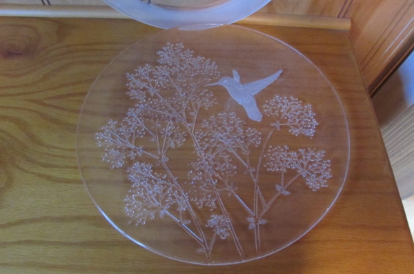 WOOD PEDESTAL TRAY & 2 GLASS HUMMINGBIRD TRAYS