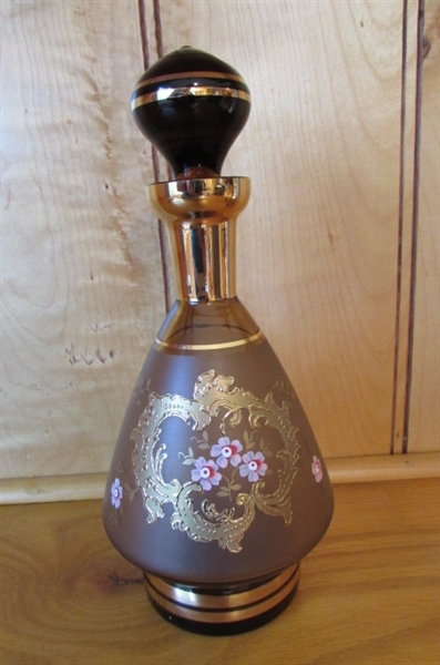 VINTAGE VENETIAN DECANTER AND GLASS SET