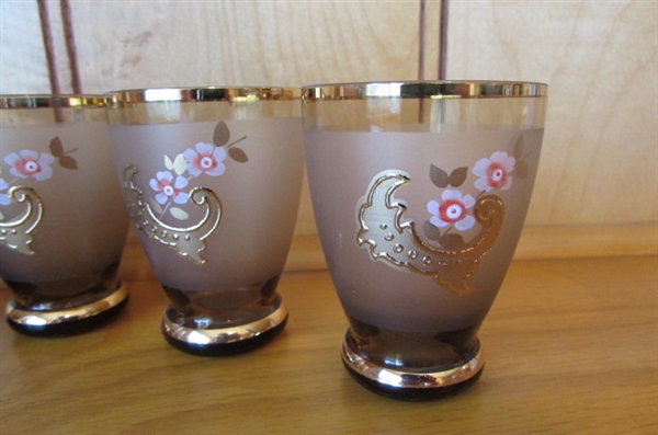 VINTAGE VENETIAN DECANTER AND GLASS SET