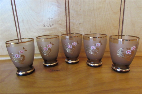 VINTAGE VENETIAN DECANTER AND GLASS SET