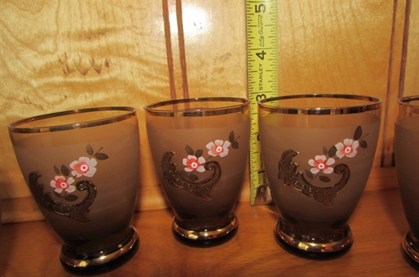 VINTAGE VENETIAN DECANTER AND GLASS SET