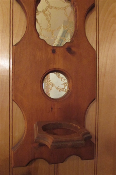 VINTAGE WOOD MIRROR PLANT HOLDER