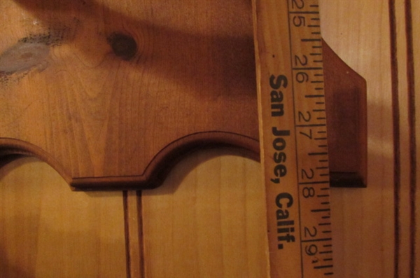 VINTAGE WOOD MIRROR PLANT HOLDER