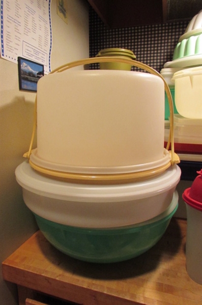 TUPPERWARE & RUBBERMAID STORAGE CONTAINERS AND MORE